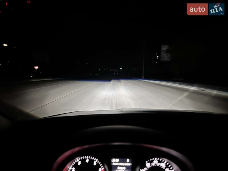 Седан Volkswagen Passat 2018 в Сумах