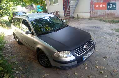 Универсал Volkswagen Passat 2003 в Ровно