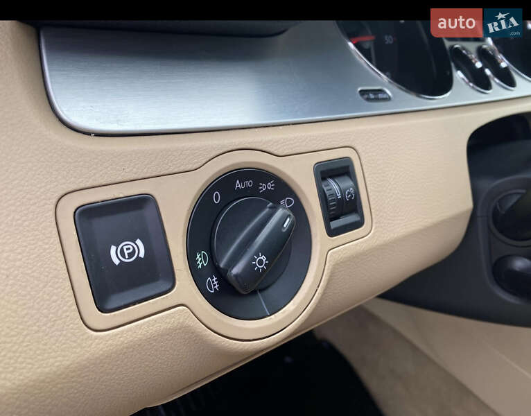 Седан Volkswagen Passat 2007 в Воловце