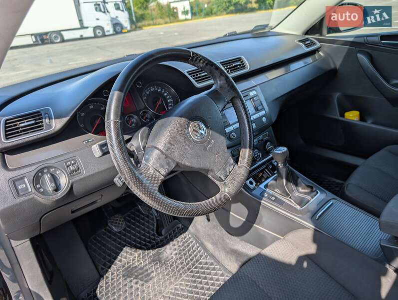 Универсал Volkswagen Passat 2007 в Ужгороде