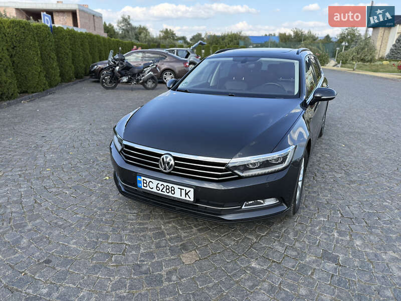 Универсал Volkswagen Passat 2017 в Львове