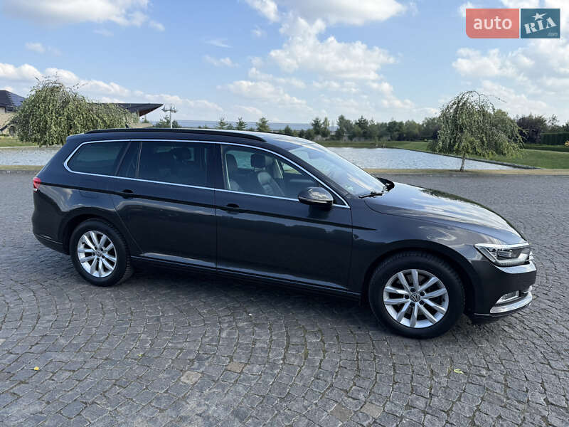 Универсал Volkswagen Passat 2017 в Львове