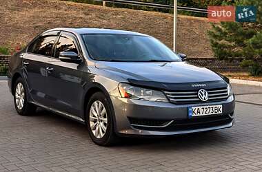 Седан Volkswagen Passat 2014 в Кам'янському