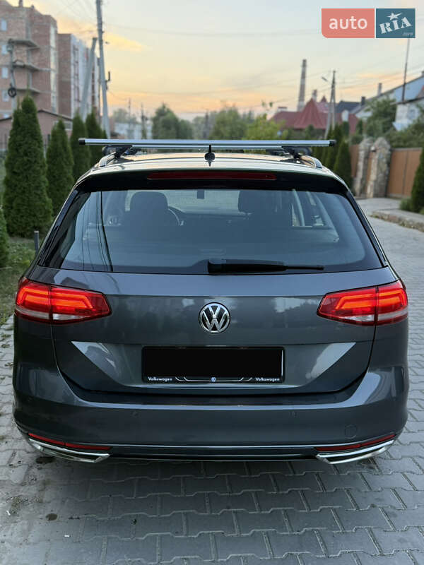 Универсал Volkswagen Passat 2015 в Черновцах