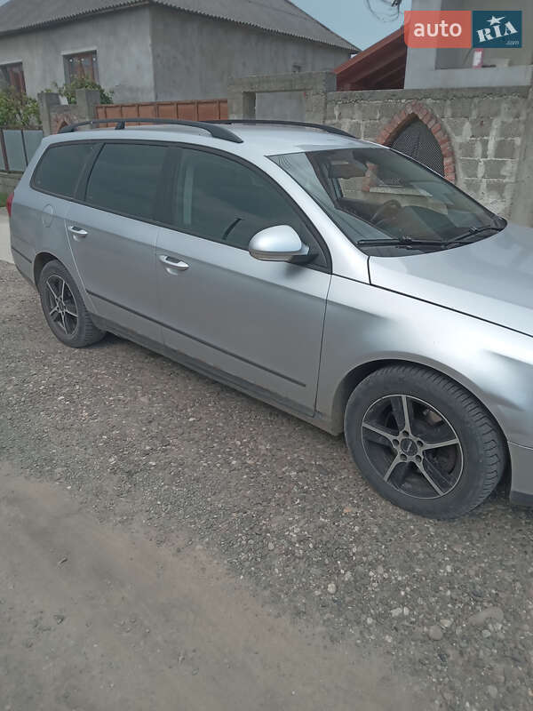 Универсал Volkswagen Passat 2006 в Виноградове