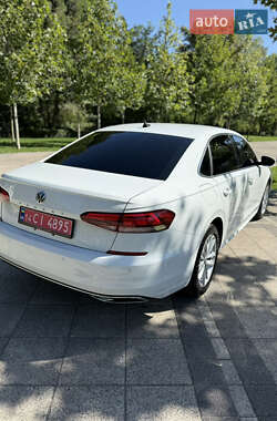 Седан Volkswagen Passat 2020 в 