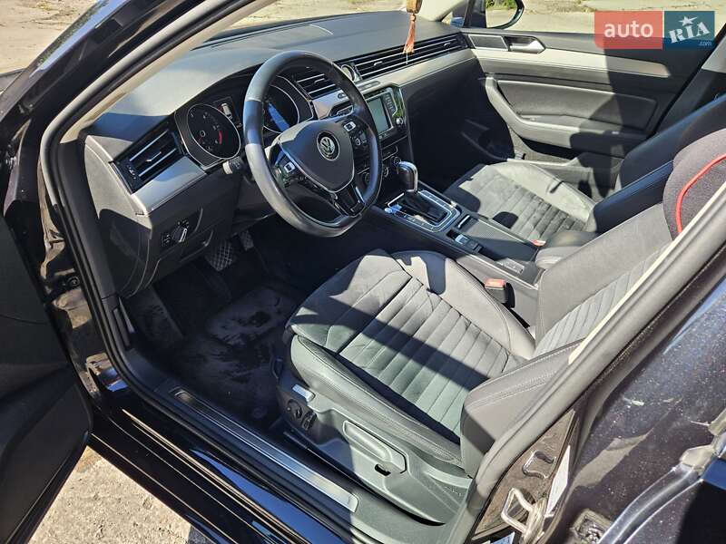 Універсал Volkswagen Passat 2017 в Українці