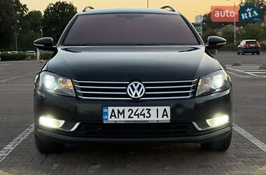 Универсал Volkswagen Passat 2011 в Житомире