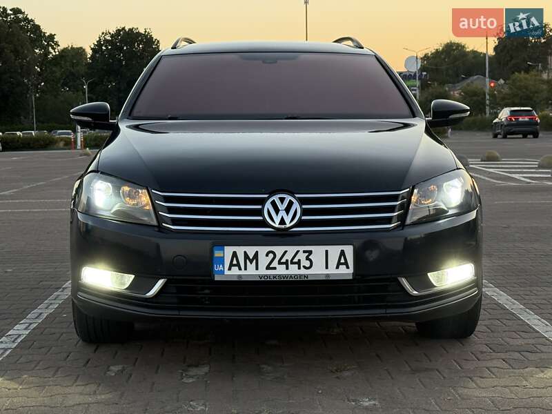 Универсал Volkswagen Passat 2011 в Житомире