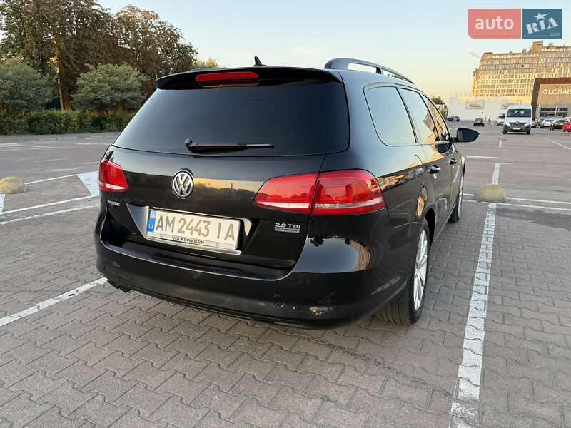 Универсал Volkswagen Passat 2011 в Житомире
