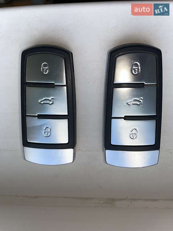 Седан Volkswagen Passat 2010 в Києві