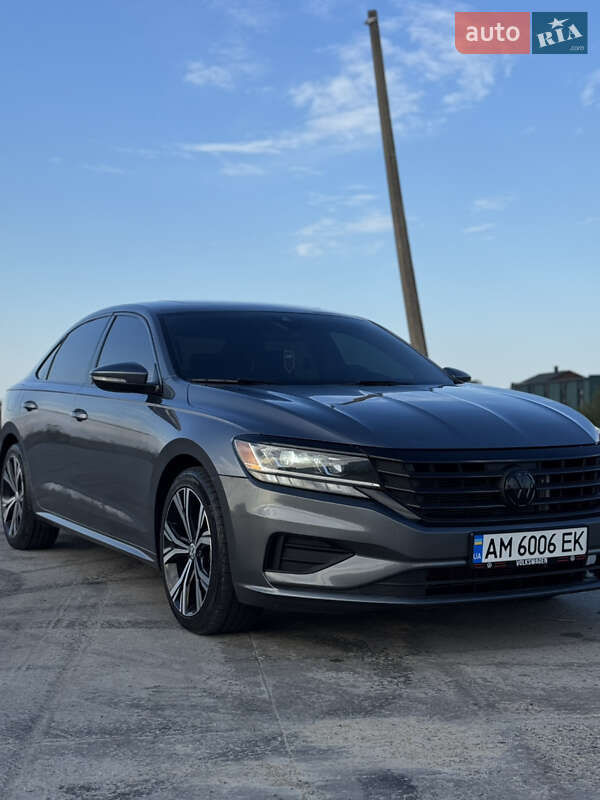 Седан Volkswagen Passat 2021 в Коростене