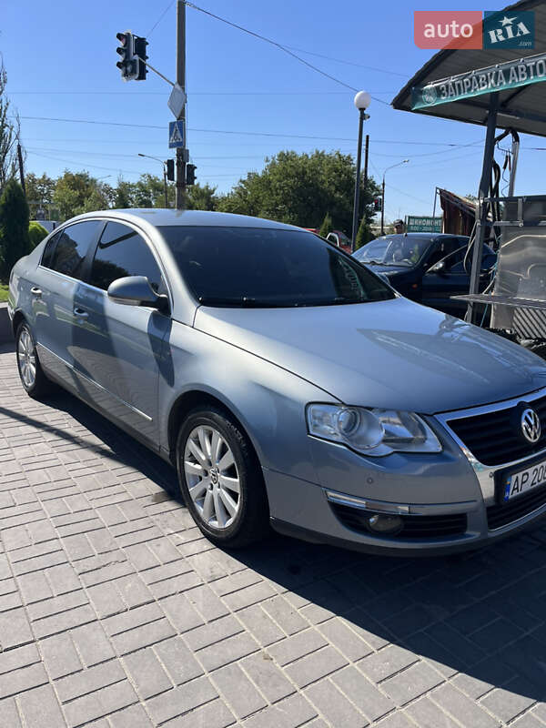 Седан Volkswagen Passat 2010 в Запорожье