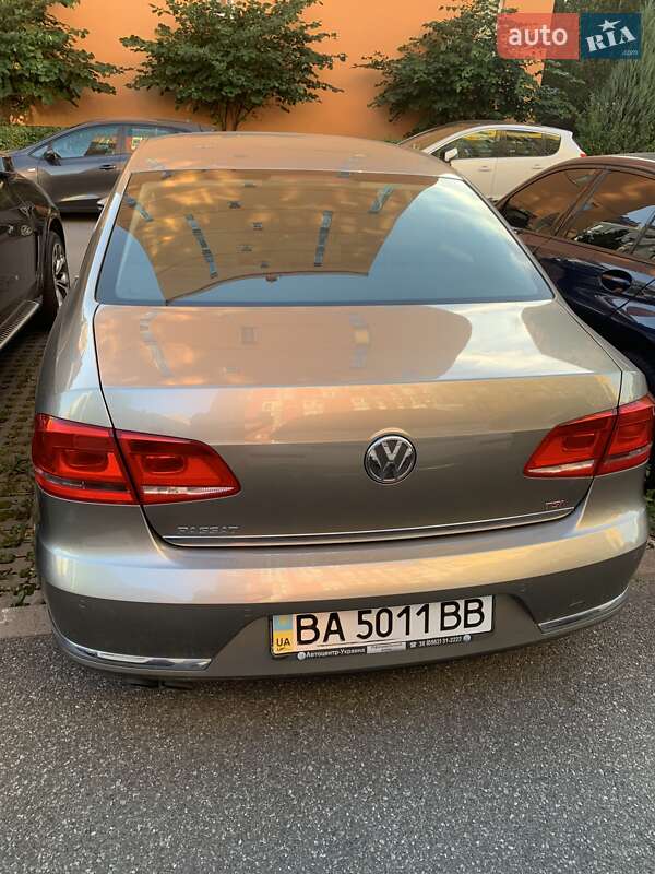 Volkswagen Passat 2013