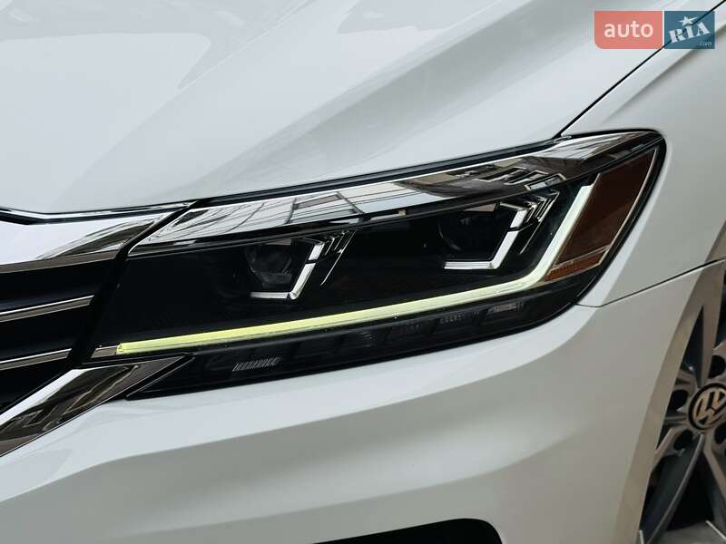 Седан Volkswagen Passat 2020 в Одессе