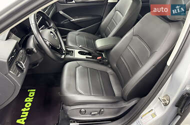 Седан Volkswagen Passat 2020 в Одессе