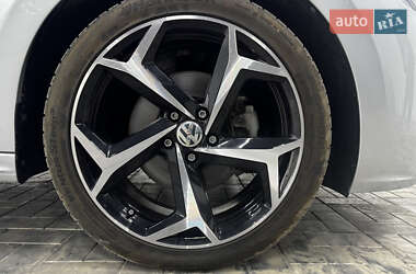 Седан Volkswagen Passat 2020 в Одессе