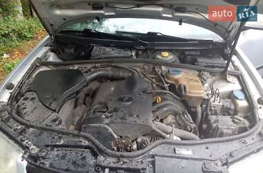 Седан Volkswagen Passat 1999 в 