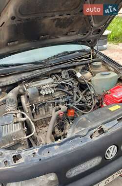 Універсал Volkswagen Passat 1993 в Івано-Франківську