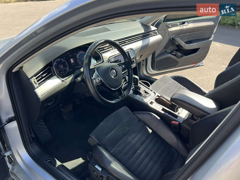Універсал Volkswagen Passat 2015 в Христинівці фото 27 Універсал Volkswagen Passat 2015 в Христинівці