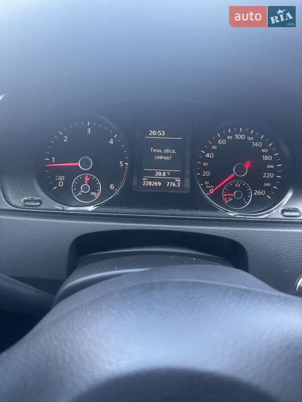 Универсал Volkswagen Passat 2011 в Полтаве фото 15 Универсал Volkswagen Passat 2011 в Полтаве