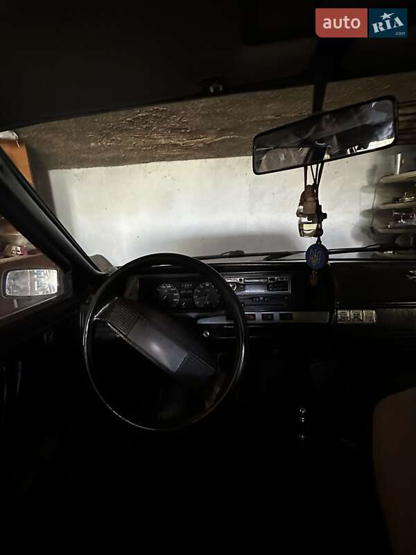 Универсал Volkswagen Passat 1982 в Тарутине