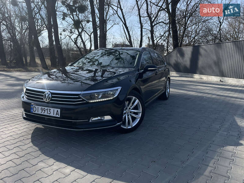 Універсал Volkswagen Passat 2015 в Чернівцях