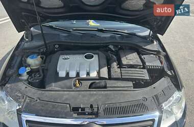 Седан Volkswagen Passat 2006 в 