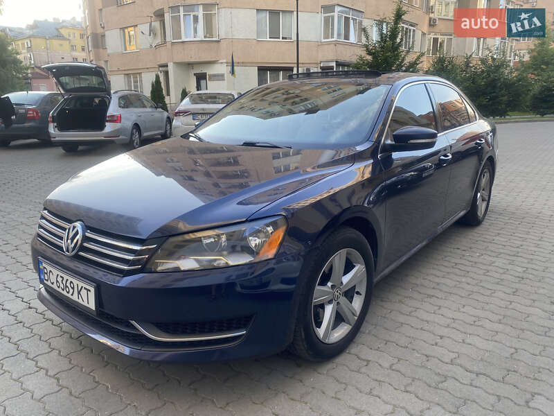 Седан Volkswagen Passat 2013 в Львове