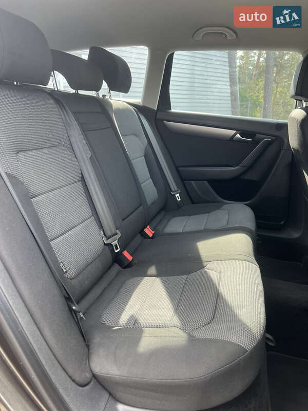 Универсал Volkswagen Passat 2013 в Виннице фото 28 Универсал Volkswagen Passat 2013 в Виннице