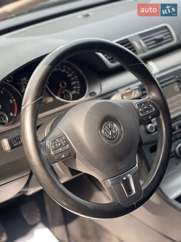Универсал Volkswagen Passat 2013 в Виннице фото 32 Универсал Volkswagen Passat 2013 в Виннице