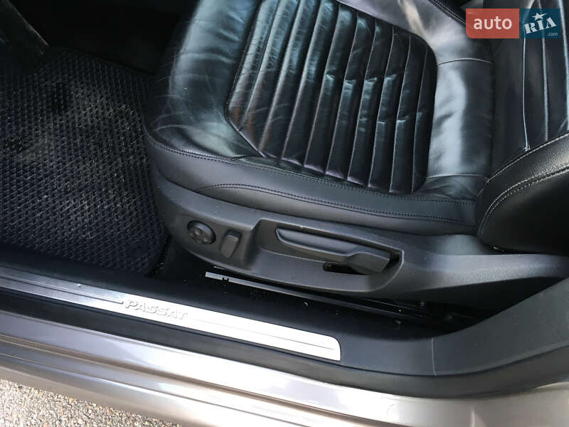 Універсал Volkswagen Passat 2011 в Харкові