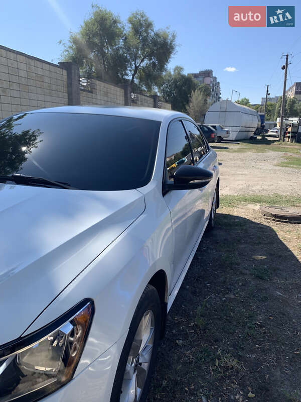 Седан Volkswagen Passat 2017 в Днепре фото 20 Седан Volkswagen Passat 2017 в Днепре