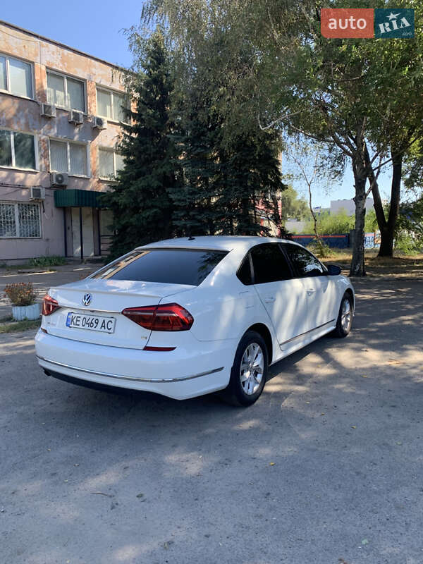 Седан Volkswagen Passat 2017 в Днепре фото 19 Седан Volkswagen Passat 2017 в Днепре
