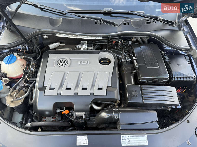 Универсал Volkswagen Passat 2011 в Казатине