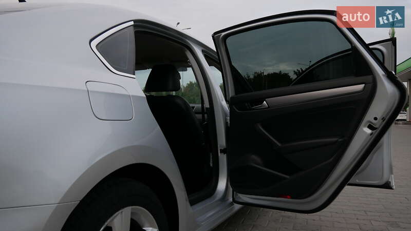 Седан Volkswagen Passat 2015 в Вінниці