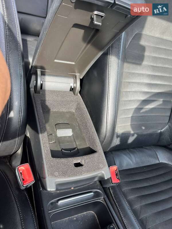 Универсал Volkswagen Passat 2012 в Коростене