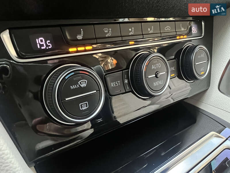 Седан Volkswagen Passat 2017 в Трускавці