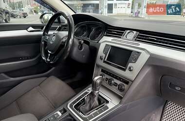 Универсал Volkswagen Passat 2015 в 