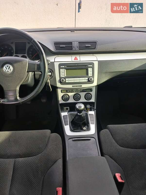 Седан Volkswagen Passat 2008 в Дымере