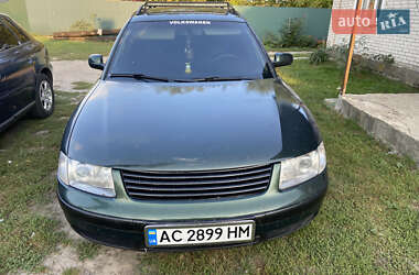 Універсал Volkswagen Passat 1998 в Любомлі