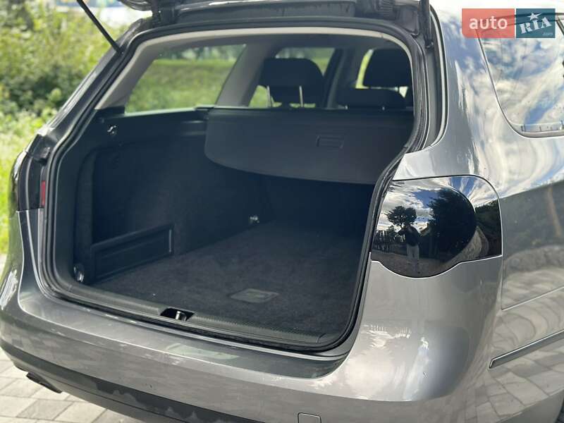 Универсал Volkswagen Passat 2006 в Староконстантинове