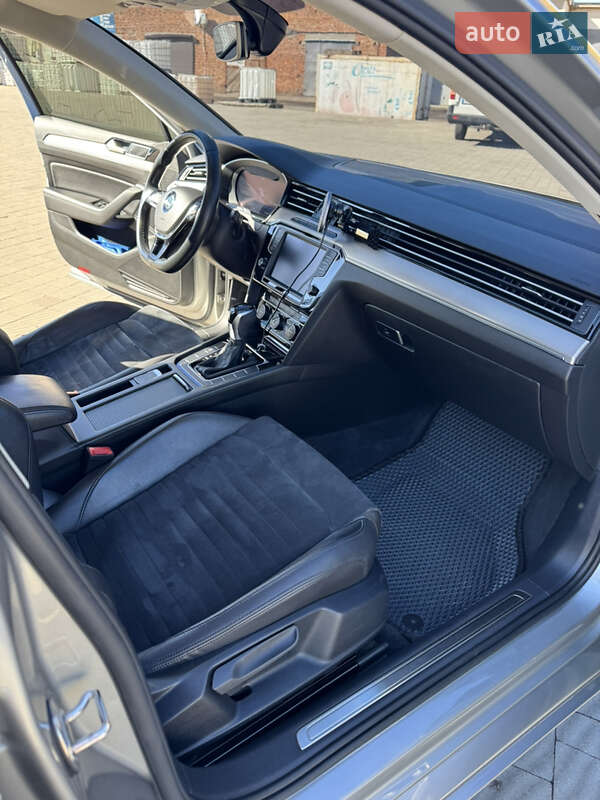 Универсал Volkswagen Passat 2015 в Владимире фото 17 Универсал Volkswagen Passat 2015 в Владимире
