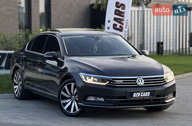 Седан Volkswagen Passat 2018 в Ужгороде