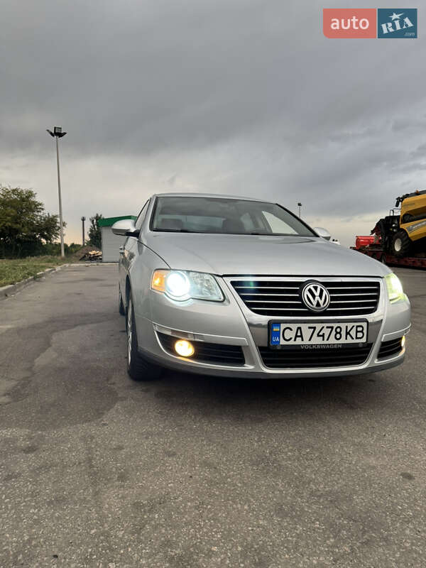 Седан Volkswagen Passat 2006 в Умани