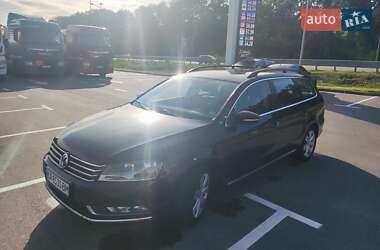 Універсал Volkswagen Passat 2014 в 