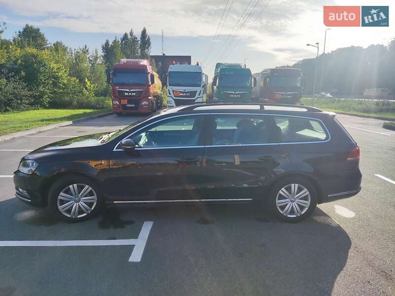 Универсал Volkswagen Passat 2014 в Киеве