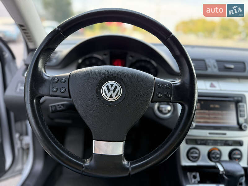 Седан Volkswagen Passat 2008 в Днепре