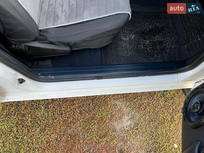 Седан Volkswagen Passat 1995 в Глухове фото 19 Седан Volkswagen Passat 1995 в Глухове