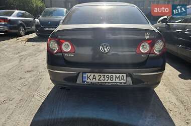 Седан Volkswagen Passat 2008 в Києві
